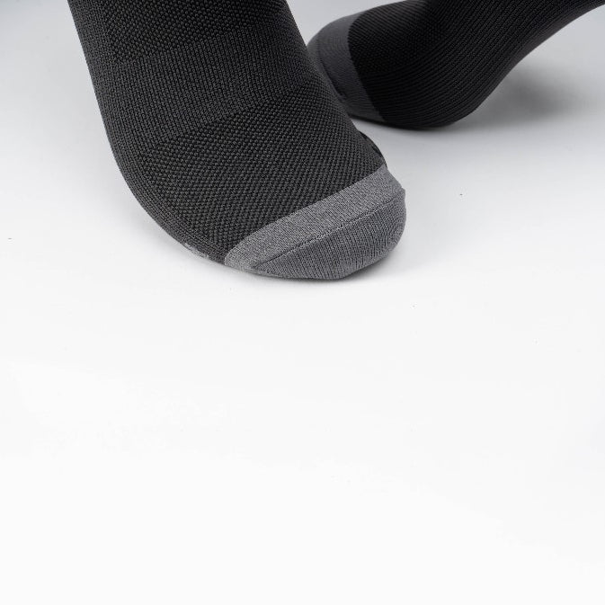 RUGHEN Crew Socks